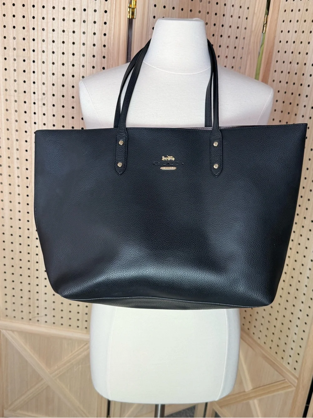 Coach City Tote Black Pebbled Leather Tote Bag Missing Front Logo Lettering